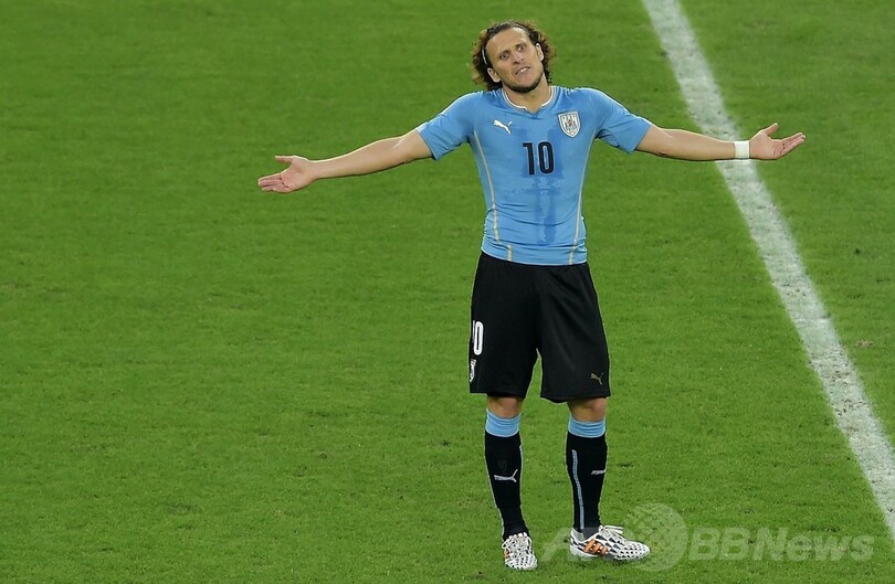 ロドリゲスが活躍みせたコロンビア、スアレス不在のウルグアイ撃破