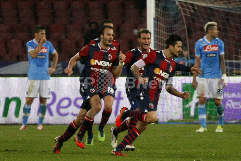 ナポリ ボローニャに敗れ2位浮上ならず 写真8枚 国際ニュース Afpbb News