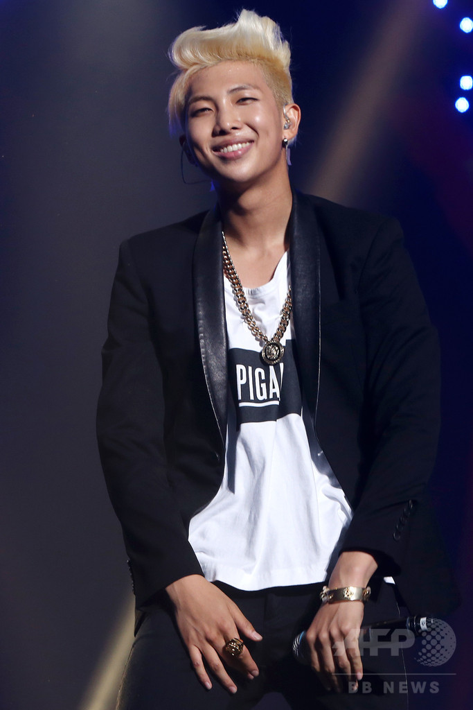 ヒップホップアイドルの「防弾少年団」、ファーストアルバムを発売