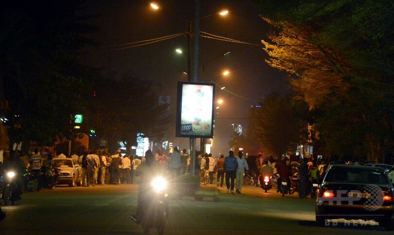 ブルキナファソ首都でホテル襲撃、少なくとも20人死亡