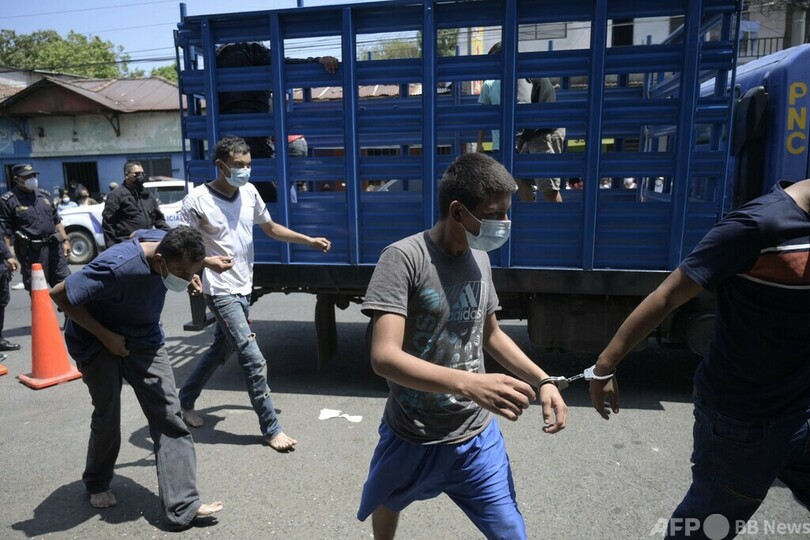 15日間で「ギャング構成員」9000人逮捕 エルサルバドル