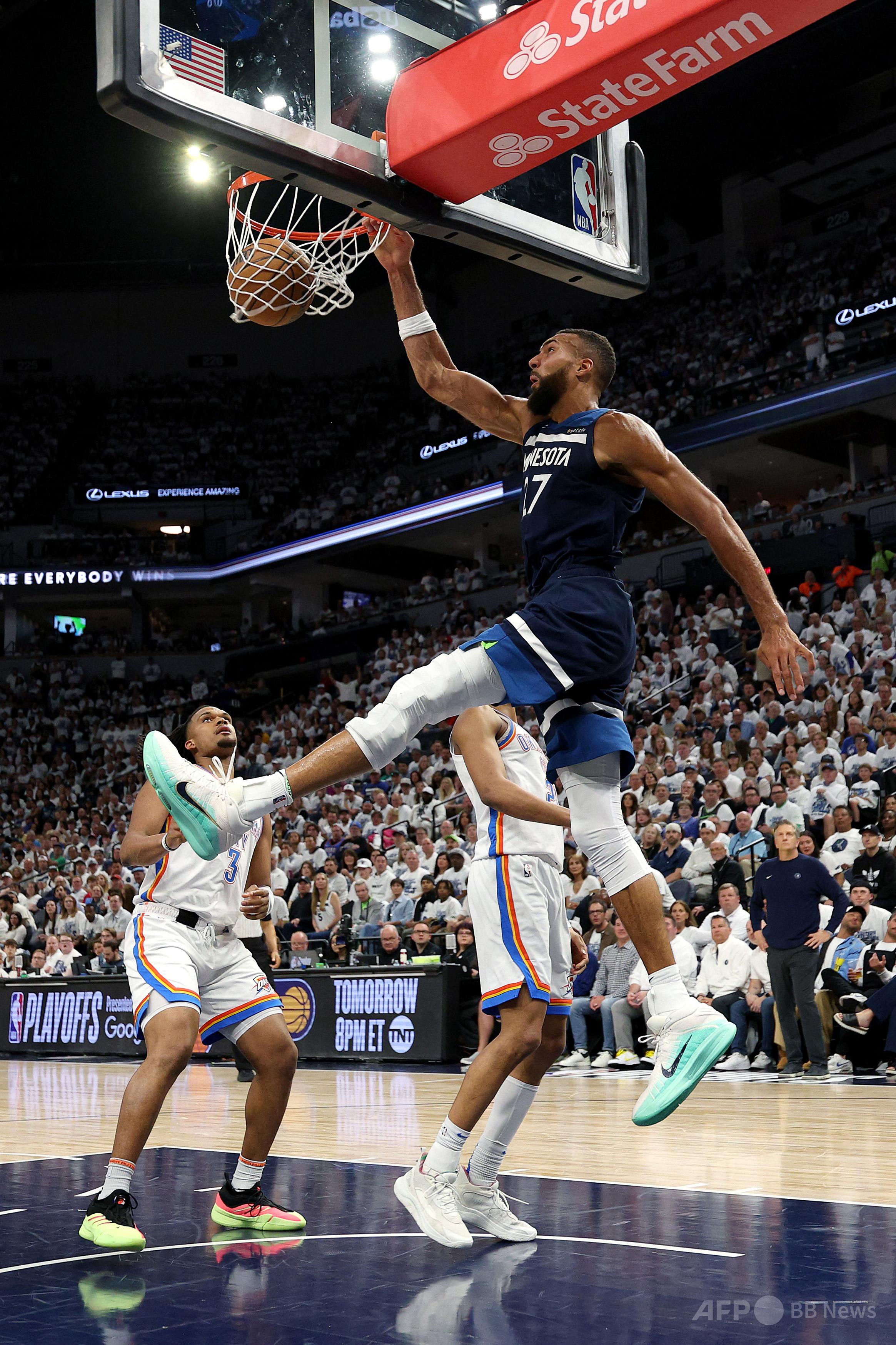 ティンバーウルブズ圧勝で1勝返す NBA西決勝 写真3枚 国際ニュース