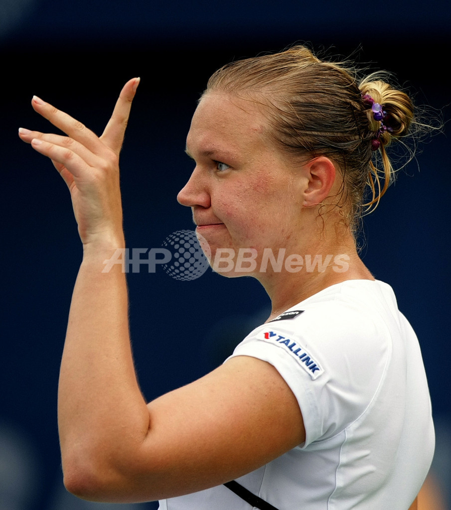 カネピ ベスニナを退け準決勝進出、ドバイ選手権 写真6枚 国際ニュース:AFPBB News