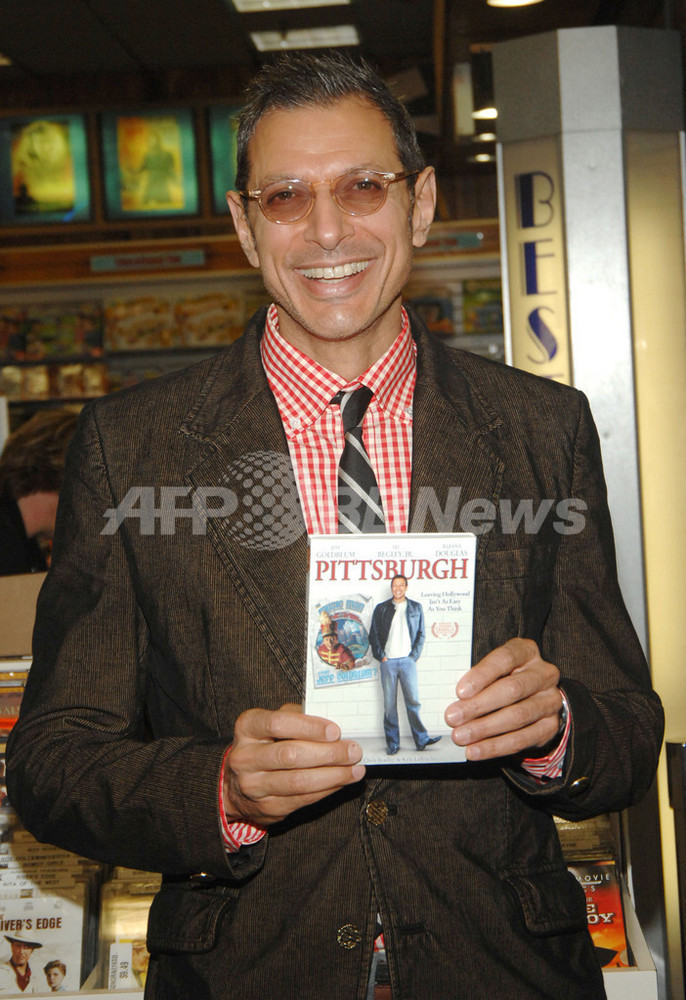 ジェフゴールドブラム直筆サイン入り超 大型写真…Jeff Goldblum ジェフゴールドブラム直筆サイン入り超 大型写真…Jeff Goldblum