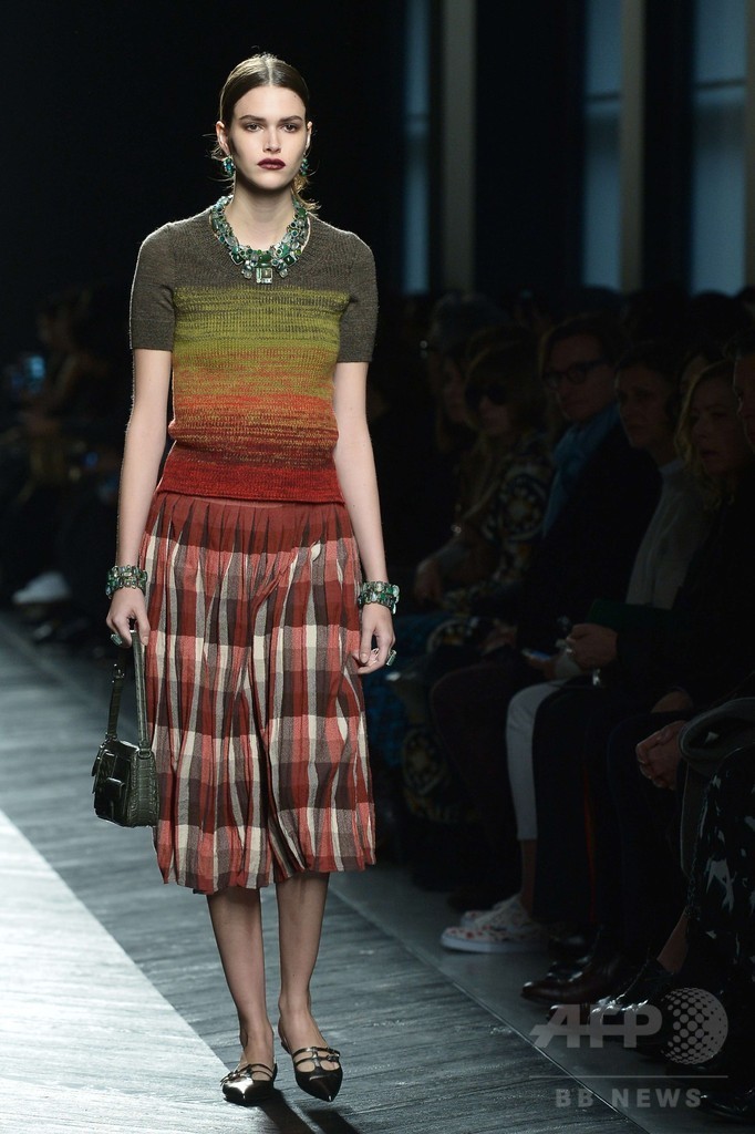 「ボッテガ・ヴェネタ」16/17年秋冬コレクション