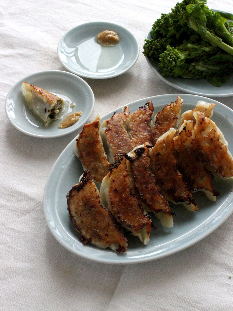 <Carte de Cuisine>菜の花の焼き餃子 <Carte de Cuisine>菜の花の焼き餃子