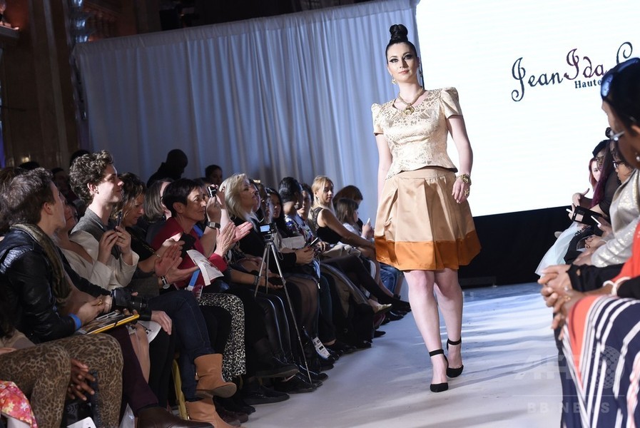 プラスサイズのファッションショー「パルプ ファッション・ウィーク」パリで開催