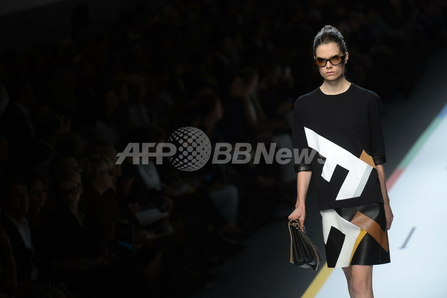 ＜13年春夏ミラノコレクション＞フェンディ