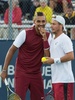 テニス、ロジャーズ・カップ、男子ダブルス1回戦に臨むレイトン・ヒューイット/ニック・キリオス組（2015年8月11日撮影）。(c)AFP/Getty Images/Minas Panagiotakis
