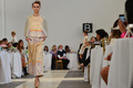 イタリア・ミラノ市内で発表された「アントニオ マラス（ANTONIO MARRAS）」13年春夏コレクション（2012年9月22日撮影）。(c)AFP/GIUSEPPE CACACE