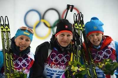 クズミナがバイアスロン女子スプリント連覇、ソチ五輪