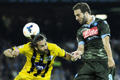 ナポリが開幕3連勝！アタランタ破り単独首位に