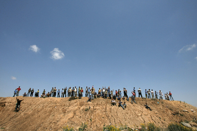 イスラエル政府、ハマス指導者らに対する攻撃を表明