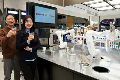 AIが感情に合う酒を提案…韓国・金浦空港に「ロボットバーテンダー」