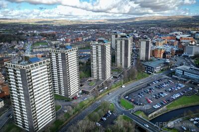 英児童性的搾取事件、13歳少女レイプで南アジア系の男7人に有罪評決