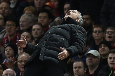 モウリーニョ監督、年末年始の日程がチェルシー有利と不満漏らす