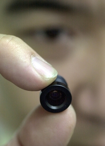 外国スパイの活動が活発化、金融危機で スイス