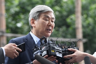 大韓航空会長、脱税容疑で聴取