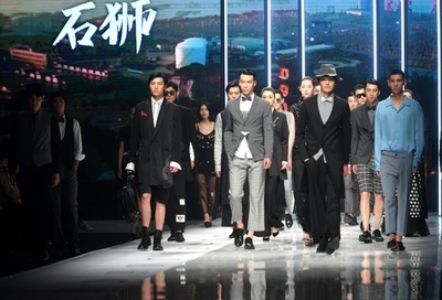 「製造・卸売りの街」から「ライブ販売シティー」へ 「服と靴の都」中国福建・石獅市が変貌