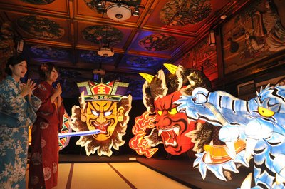 伝統のイルミネーション、日本の夏を飾る　東京