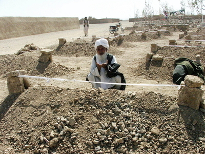 アフガニスタン内閣、駐留多国籍軍の地位見直しを求める