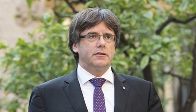 カタルーニャ州首相、独立宣言否定 中央政府は自治権停止手続き進める