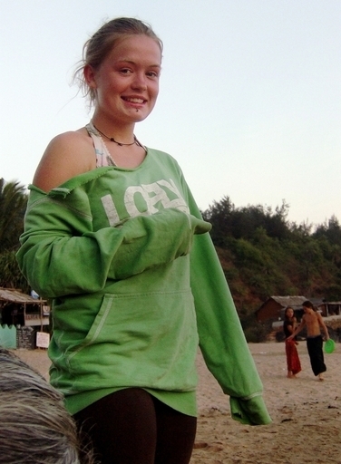 インド英少女殺人事件、無理やり溺れさせて殺害か、最新の司法解剖