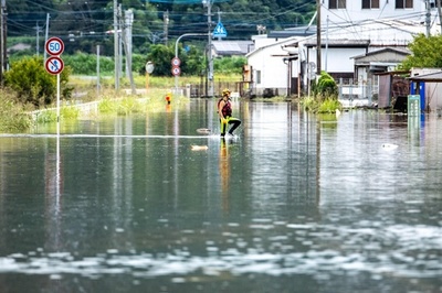 西日本中心に豪雨続く、6人死亡