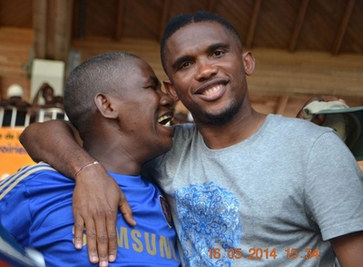 エトーがまた反撃、モウリーニョ監督は「操り人形」