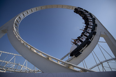 絶叫マシンで大声禁止、お化けとは距離保って…コロナ時代の遊園地ガイドライン