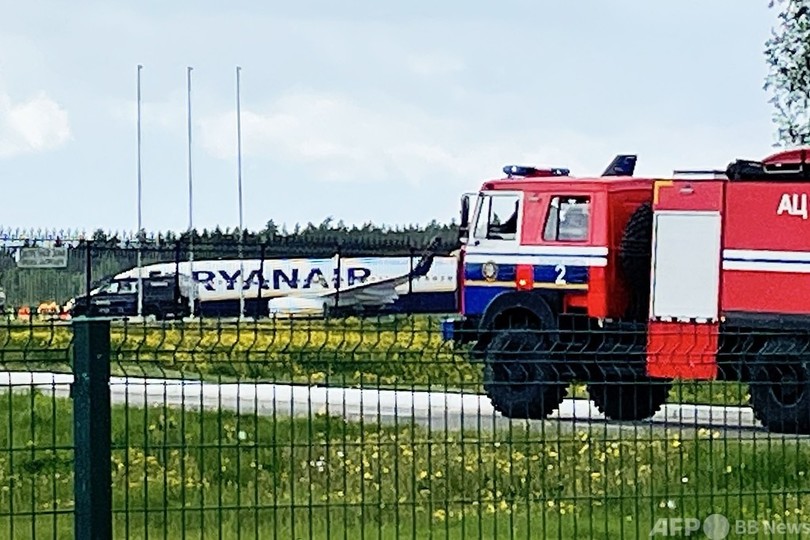 ベラルーシの反政権派、空港で拘束される 搭乗機が緊急着陸後 ...