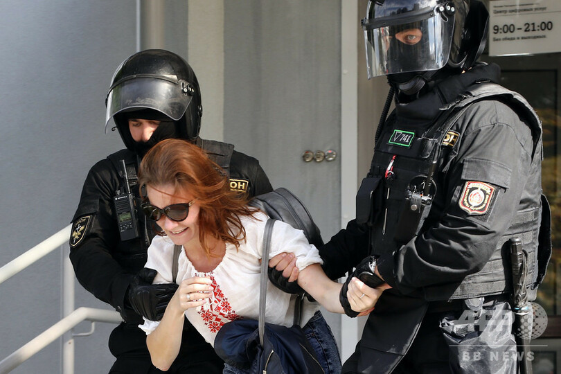 プーチン氏、ベラルーシ大統領を支持 関係強化へ