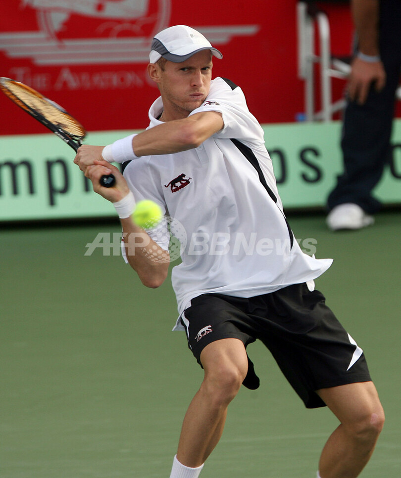 <男子テニス ドバイ・テニス選手権>ダビデンコ エル・アイナウイに勝利し2回戦進出 UAE 写真13枚 国際ニュース:AFPBB News
