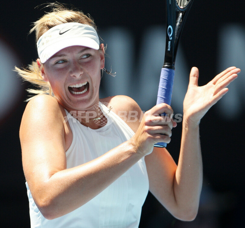 シャラポワ イワノビッチ降し全豪初制覇