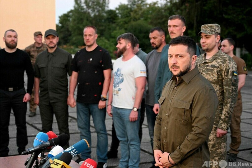 アゾフ連隊隊員の一部、トルコから帰国 ロ「合意違反」と反発