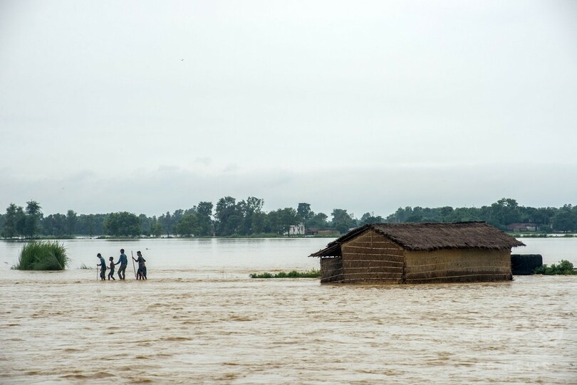 ネパールとインドで洪水や地滑り、94人死亡 モンスーン被害拡大