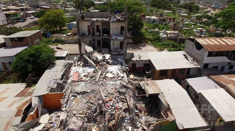 エクアドル地震、死者413人に 復興費用は「数十億ドル」
