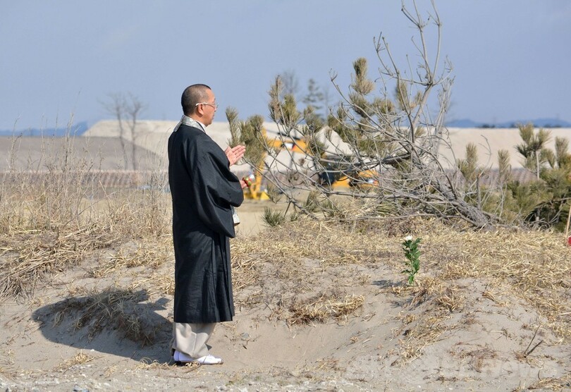 東日本大震災から3年、各地で追悼式