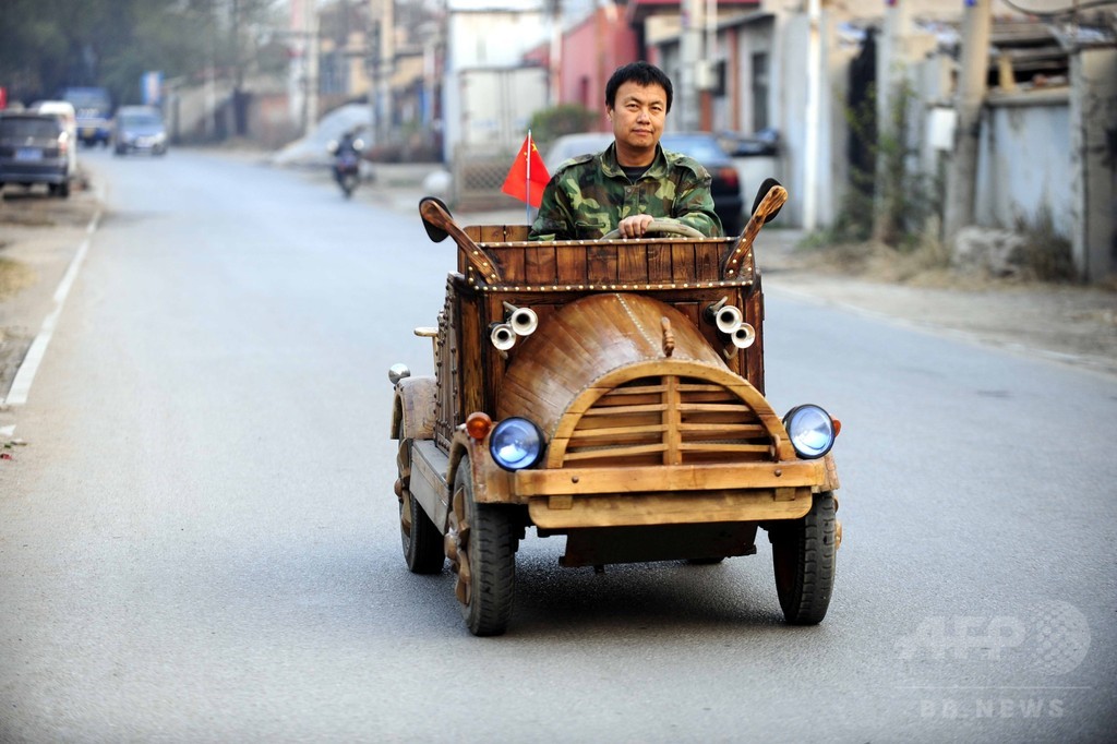 最高時速は30キロ 木製の手作り電気自動車 中国 写真6枚 国際ニュース Afpbb News
