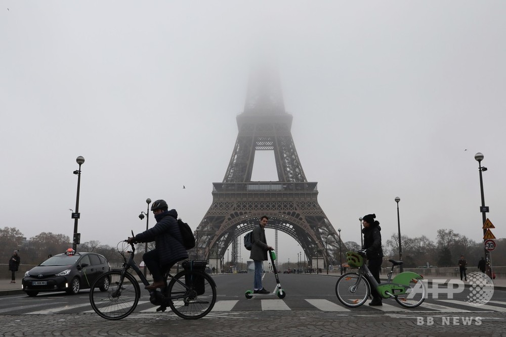 仏ゼネスト、表向きは涼しい顔のパリ市民 写真10枚 国際ニュース:AFPBB News