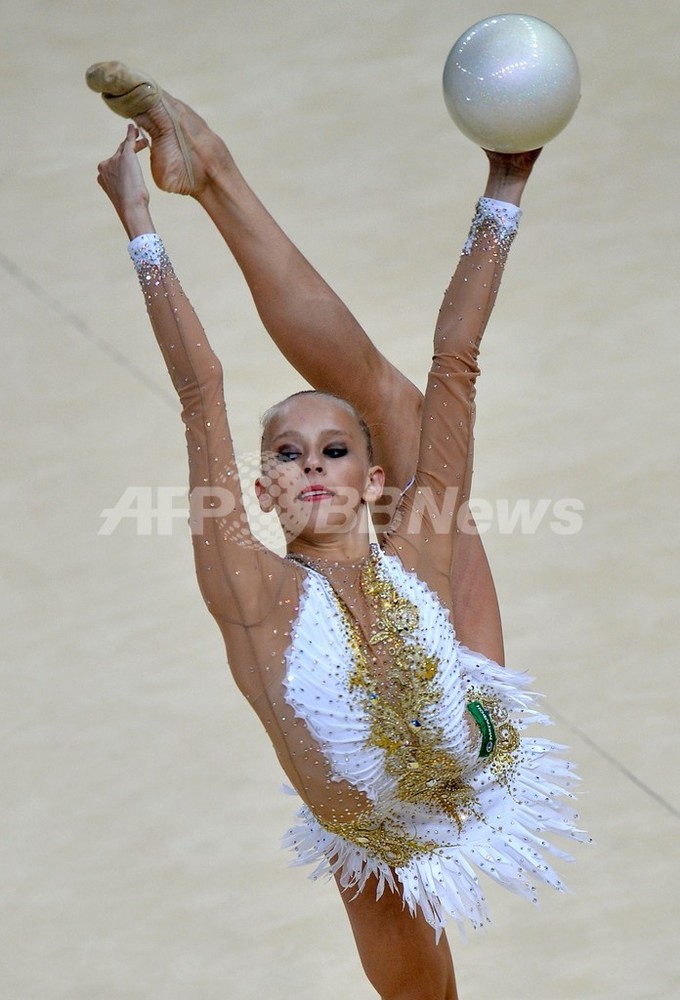新体操世界選手権で撮影された華麗な演技 写真25枚 国際ニュース