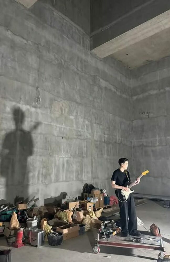 BTSシュガ、2年ぶりにSNS再開 写真枚 国際ニュース：AFPBB News