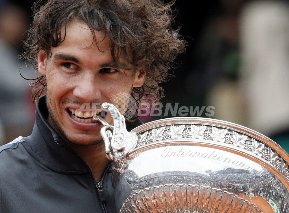 ナダルがジョコビッチ下し大会最多7度目の優勝、全仏オープン 写真20枚