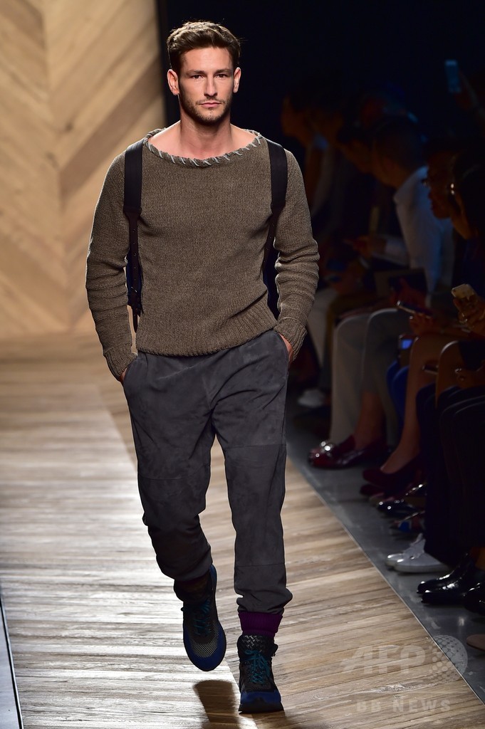 「ボッテガ・ヴェネタ」16年春夏メンズ