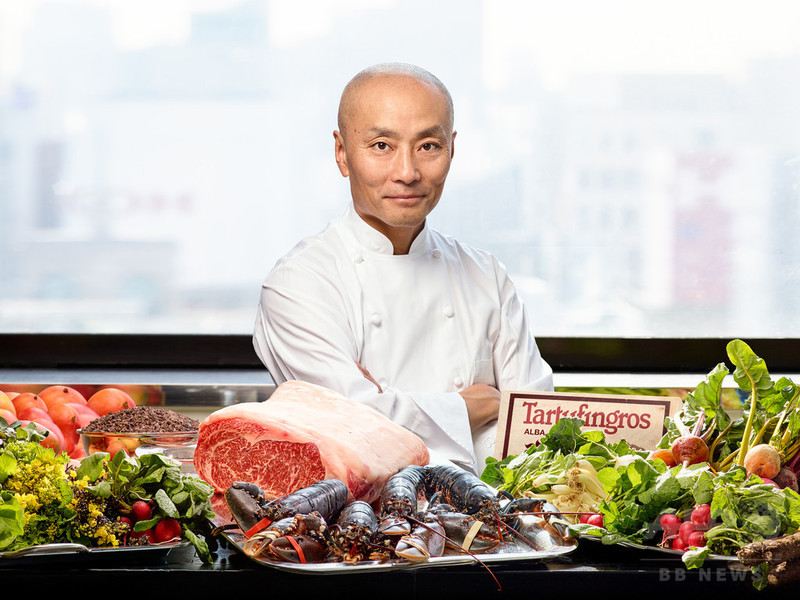 料理のオートクチュール「ベージュ アラン・デュカス 東京」で春を感じるコレクション