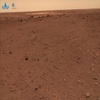 中国の火星探査車「祝融」の地形カメラが初めて撮影した画像。国家航天局（CNSA）提供（撮影日不明、2021年6月11日公開）。(c)AFP PHOTO / CNSA