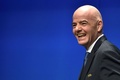 スイス・チューリヒのFIFA本部で行われた記者会見に臨むジャンニ・インファンティーノ会長（2017年1月10日撮影）。(c)AFP/Michael BUHOLZER