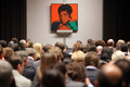 2007年11月13日、ニューヨーク（New York）で開かれたクリスティーズ（Christie&apos;s）のオークションにかけられるアンディ・ウォーホル（Andy Warhol）の作品「モハメド・アリ（Muhammad Ali）」。(c)AFP/Emmanuel DUNAND
