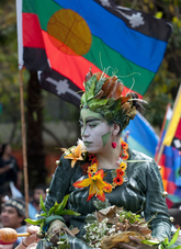 「コロンブスの新大陸発見は先住民虐殺の始まり」、チリ先住民が抗議デモ