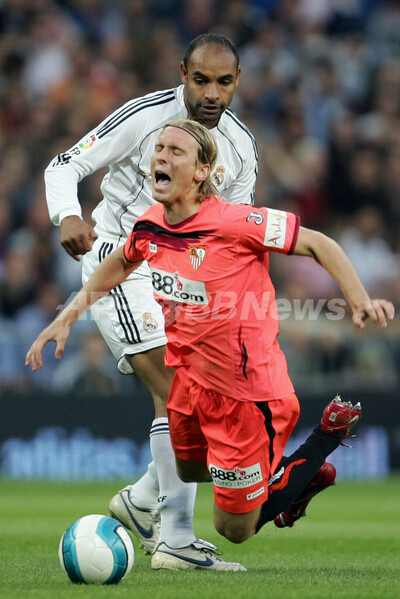 サッカー リーガエスパニョーラ レアル マドリード セビージャに競り勝ち2位に スペイン 写真21枚 ファッション ニュースならmode Press Powered By Afpbb News サッカー リーガエスパニョーラ レアル マドリード セビージャに競り勝ち2位に スペイン 写真21枚 ファッション ニュースならmode Press Powered By Afpbb News